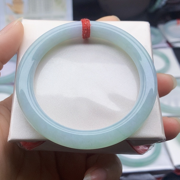 翡翠未镶嵌手镯缅甸天然翡翠A货55.7