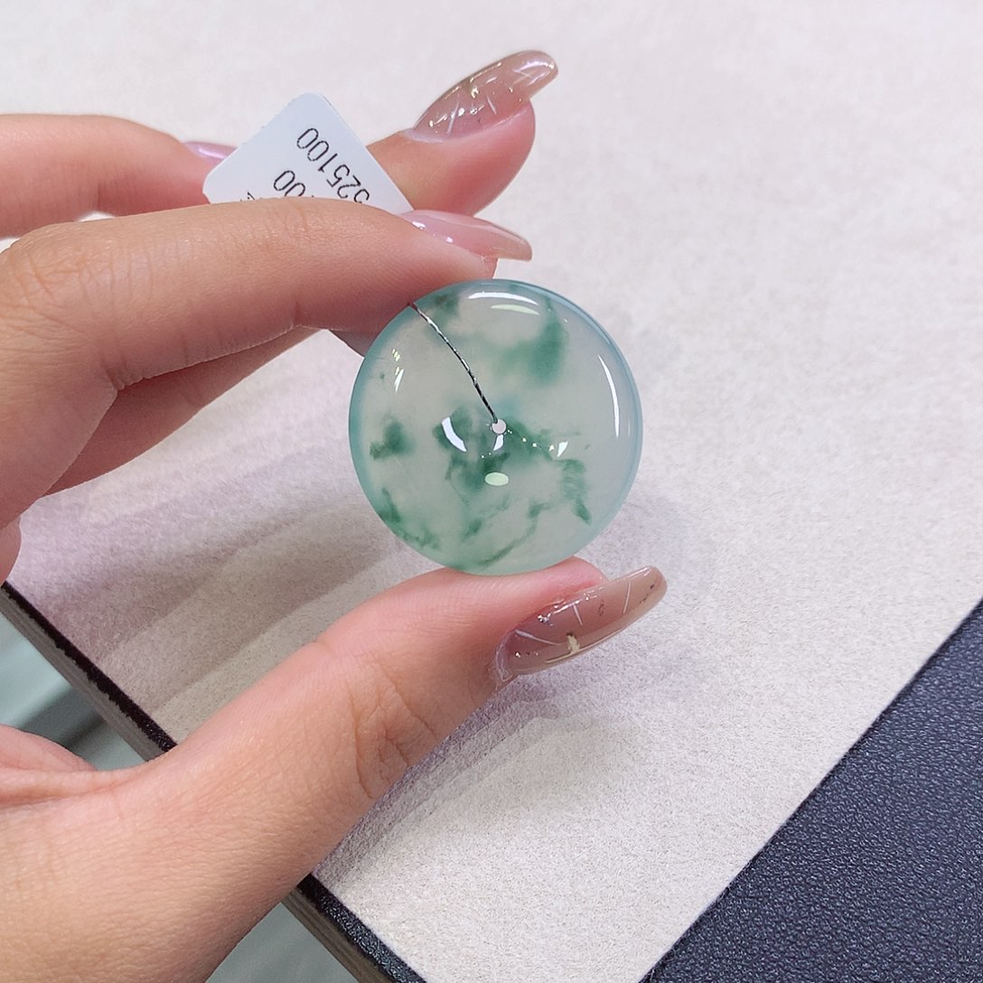 翡翠未镶嵌吊坠(不含链)29-5.7