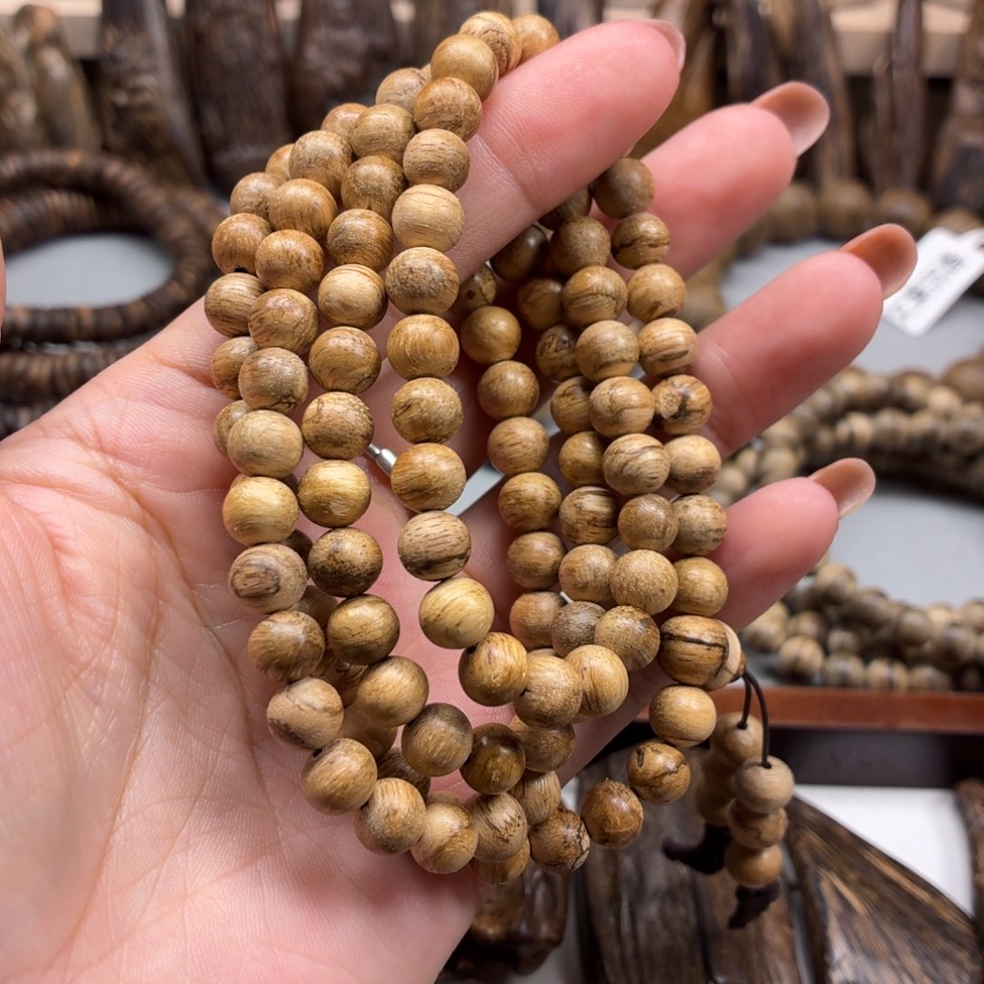 沉香沉香碎屑达拉干