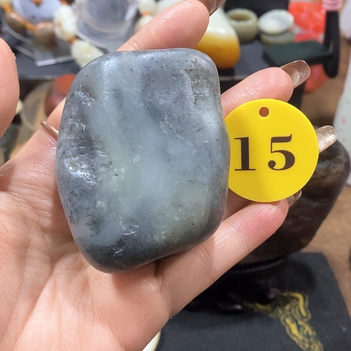 未镶嵌和田玉（糖玉）挂件