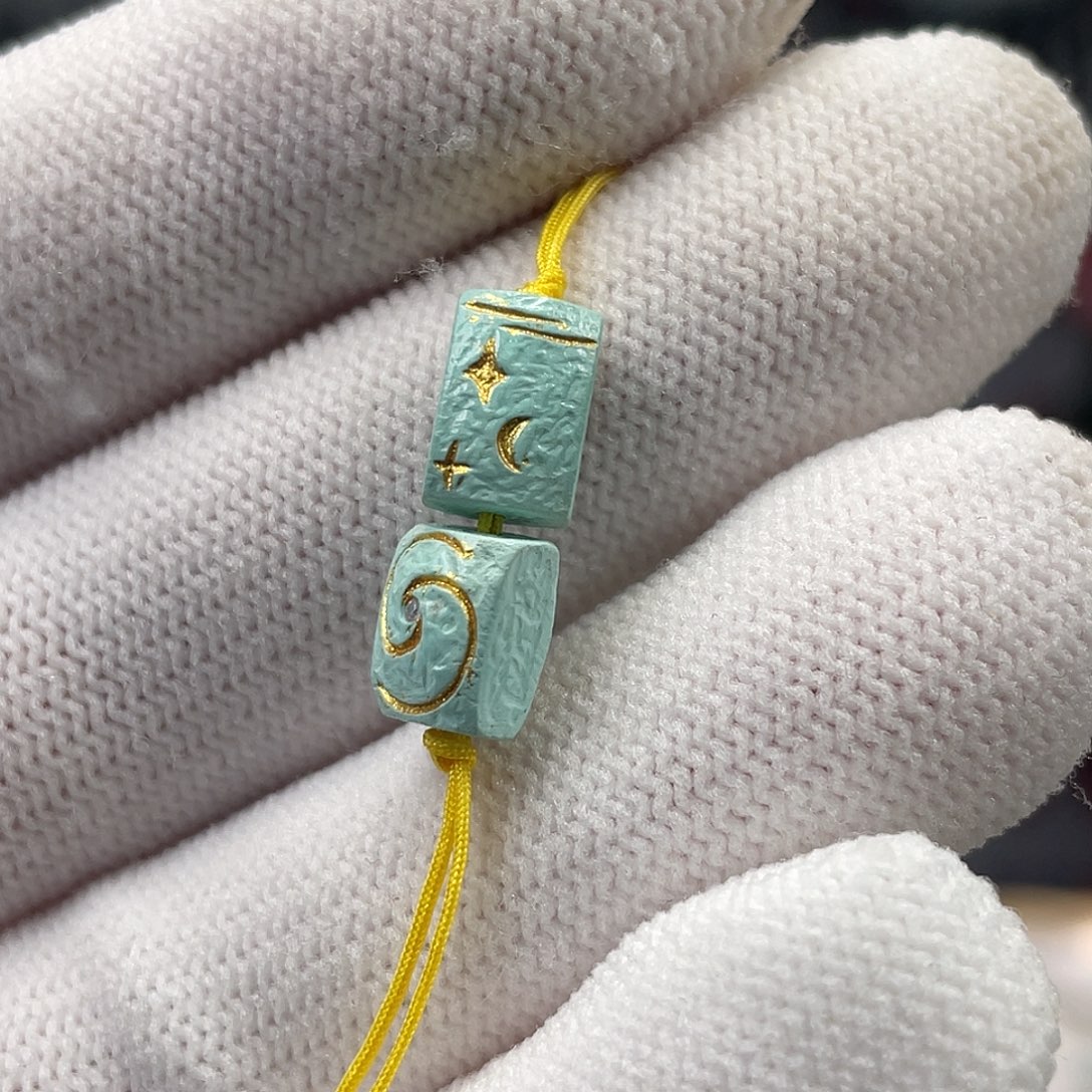 绿松石未镶嵌挂件