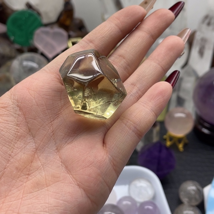 水晶24茶黄随行未镶嵌天然水晶