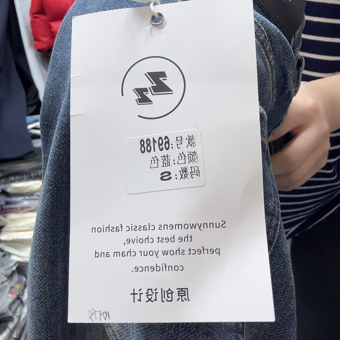 菲菲弟弟弟弟弟弟菲菲