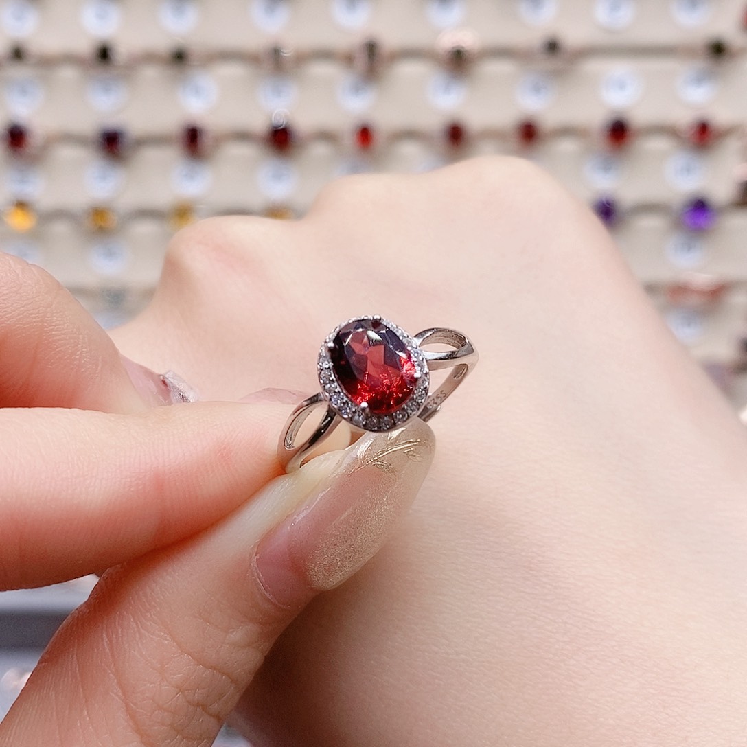 石榴石戒指银S925镶嵌戒指