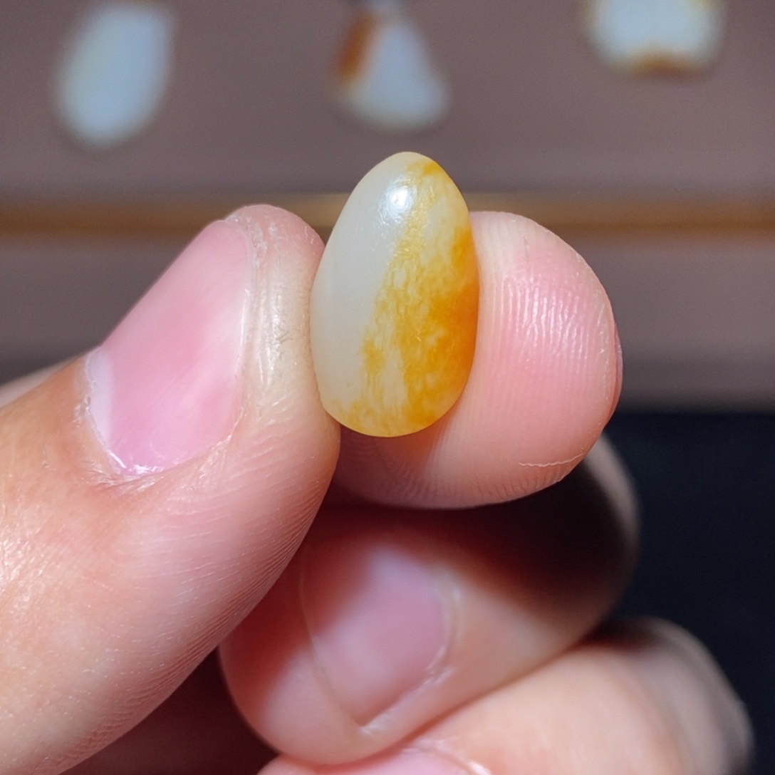 和田玉（糖玉）未镶嵌颈饰