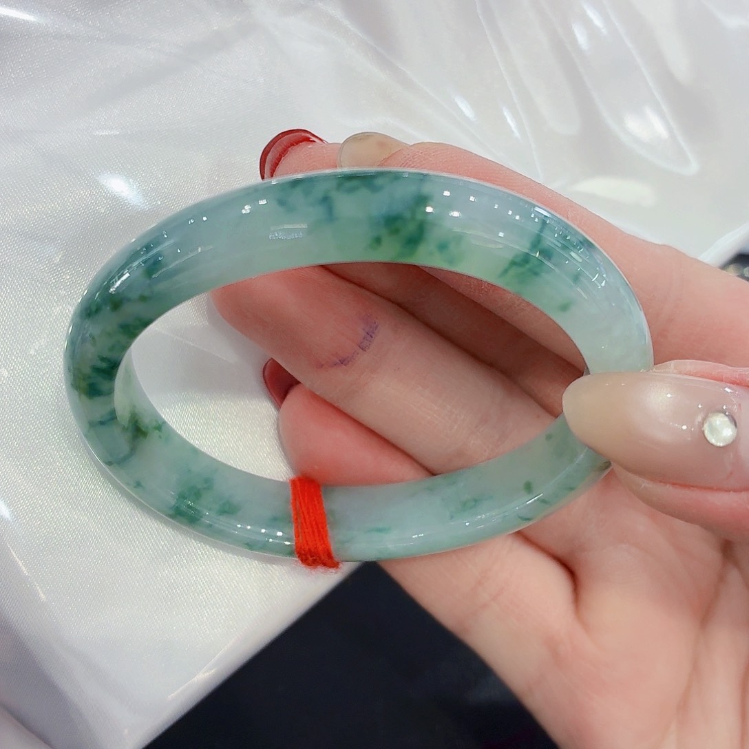 翡翠未镶嵌手镯翡翠53圈口