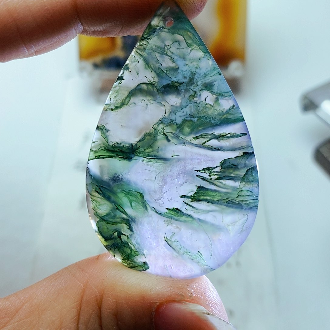 玛瑙/玉髓颈饰未镶嵌张****师