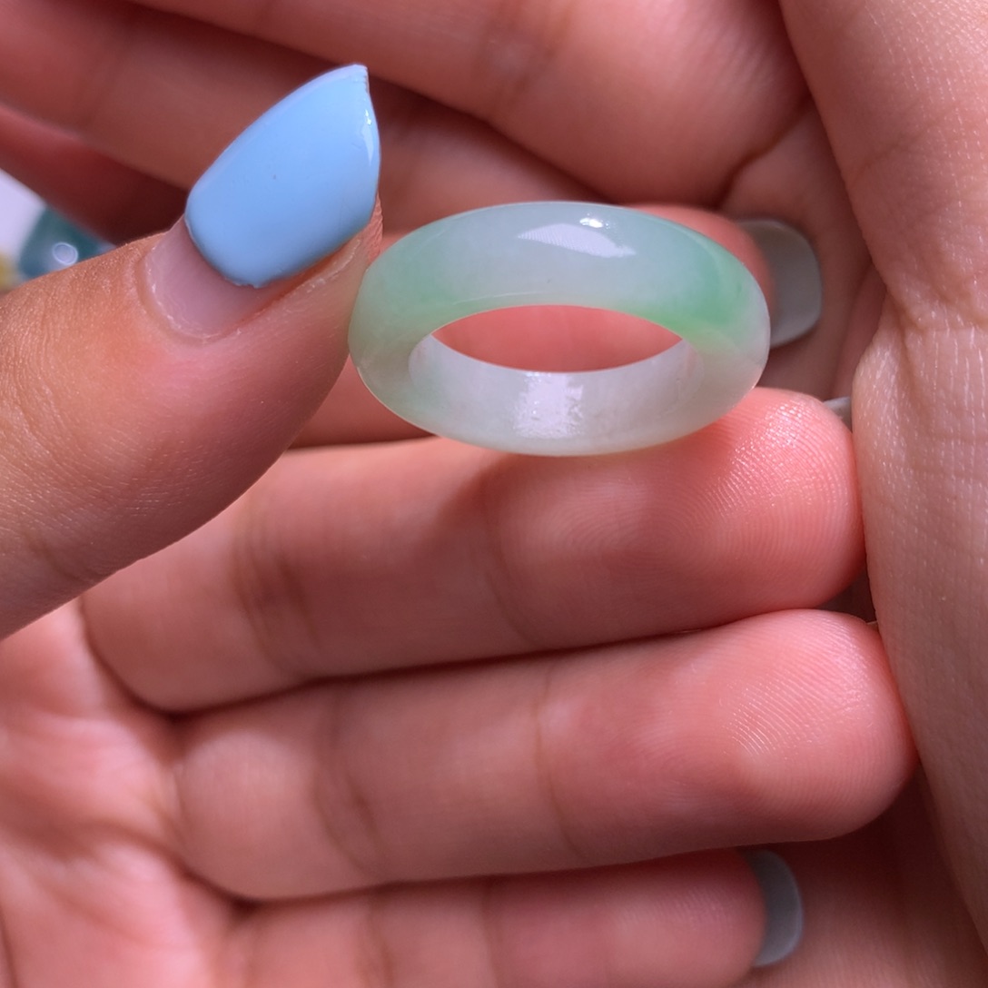 定制翡翠未镶嵌13.5圈