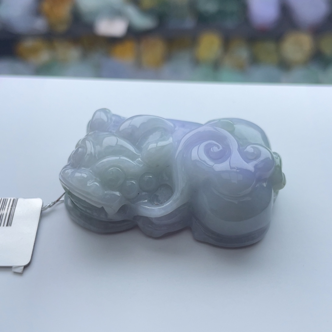 翡翠颈饰未镶嵌貔貅