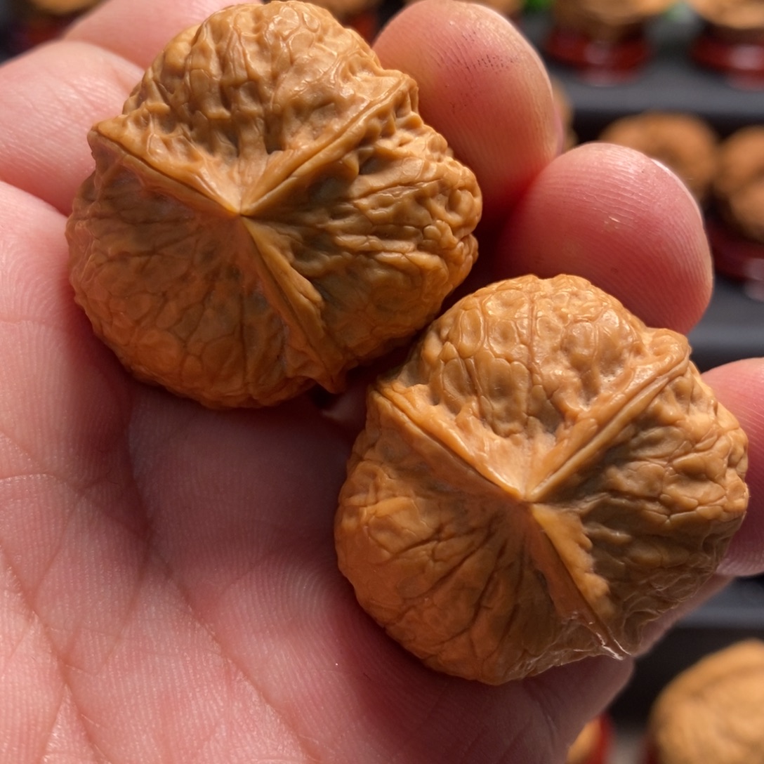 吊坠文玩核桃玉玺三棱35尺