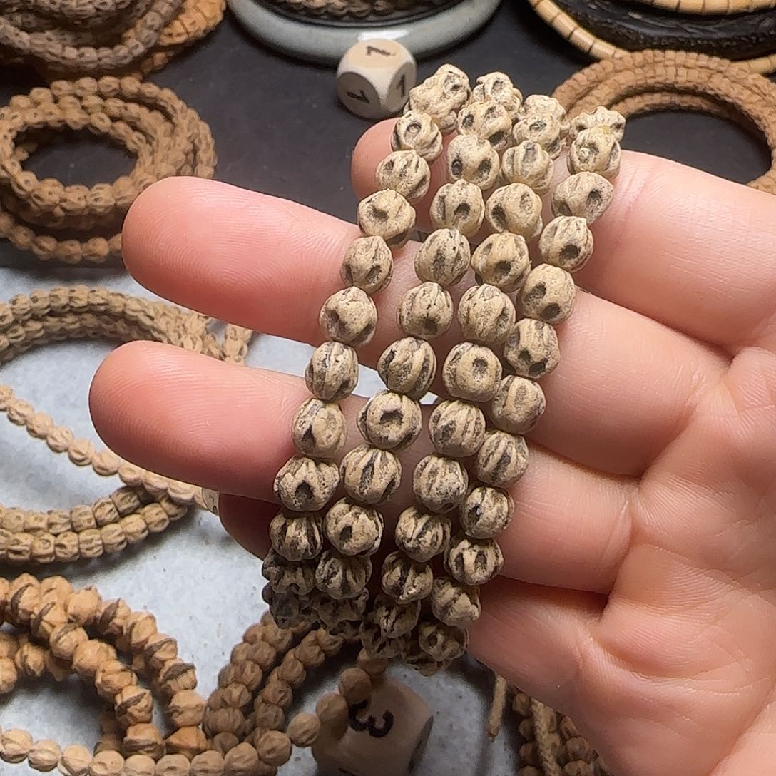 柏香籽/百香籽手串星*.脏鬼