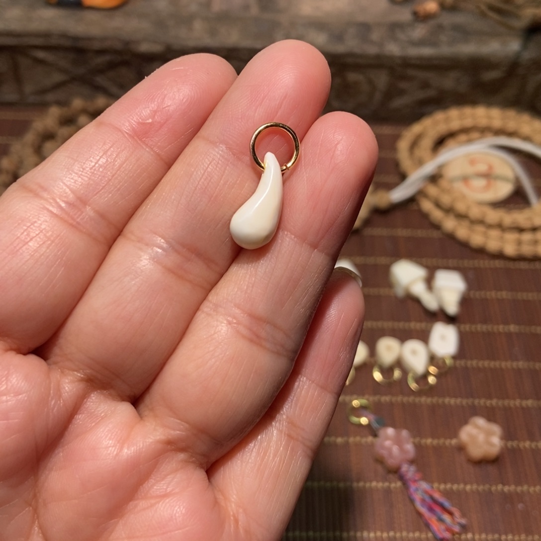 可****吊坠柏香籽/百香籽