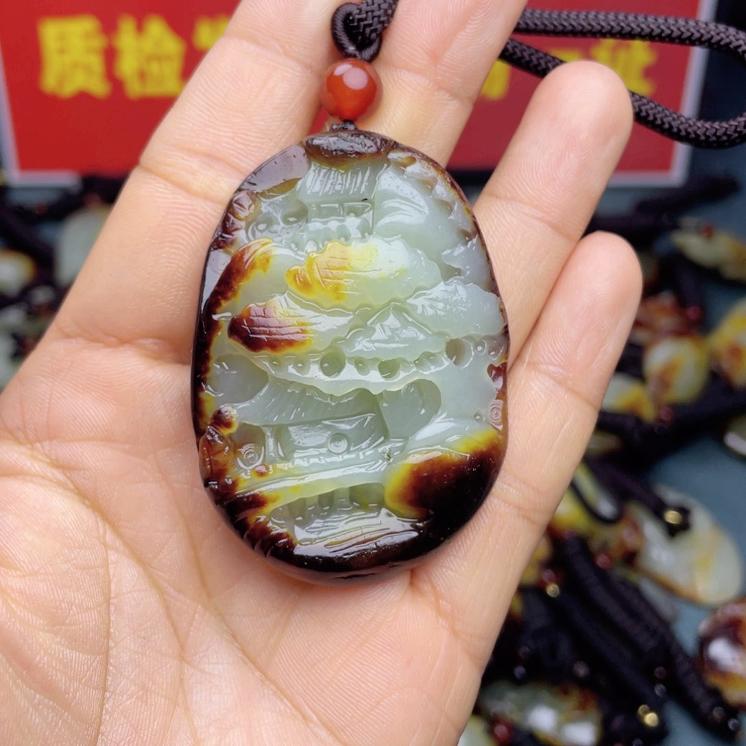 和田玉颈饰未镶嵌