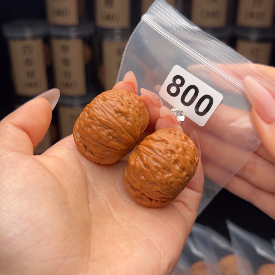 枫***镇文玩核桃吊坠铁锤