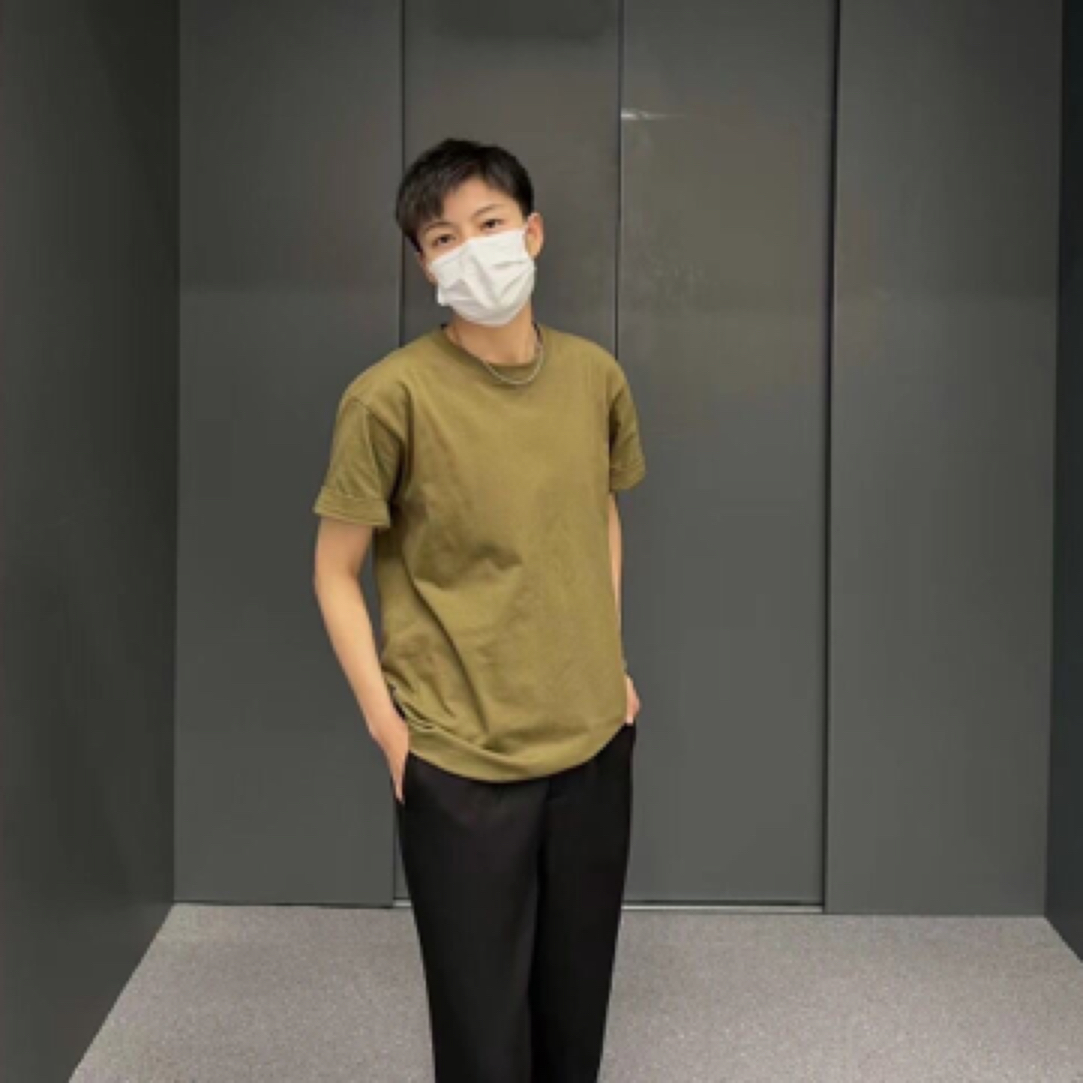 积木家 春夏新款 中性帅t白色纯棉不透小领口短袖情侣t恤男女款