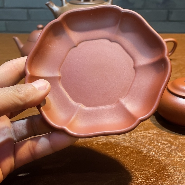 紫砂茶壶宜兴紫砂壶收藏起来备用