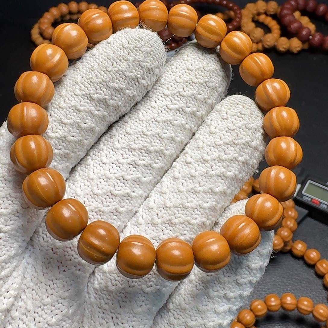 猴头核桃手串小尺寸亮面鲨鱼背全品