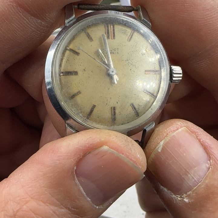 由***始钢锻造碳金属机械机芯