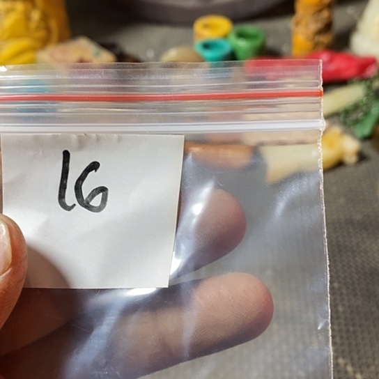 刘***。黄铜桌面工艺品摆件工艺品