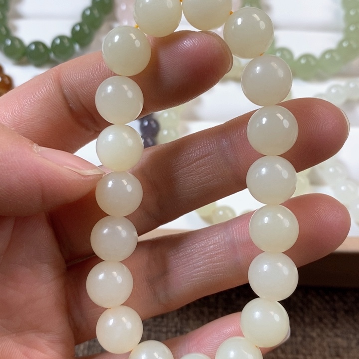 和田玉手串未镶嵌