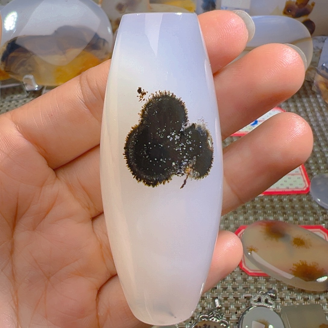 玛瑙/玉髓颈饰合金