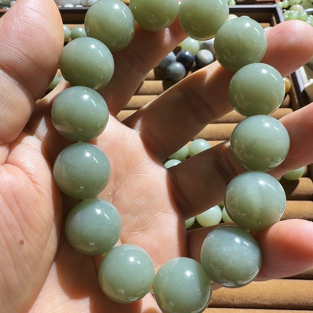 和田玉未镶嵌手链