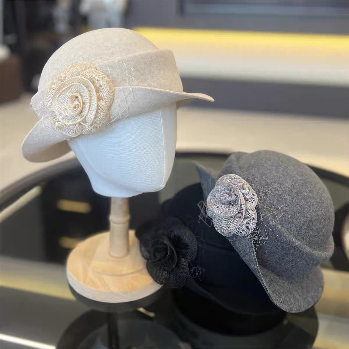 秋冬羊毛礼帽女显脸小时尚花朵盆帽优雅复古渔夫帽千金风毛毡帽子