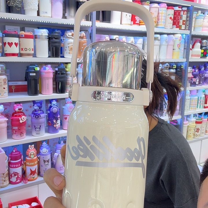 钢化玻璃嗯！好吧那明天再打过来