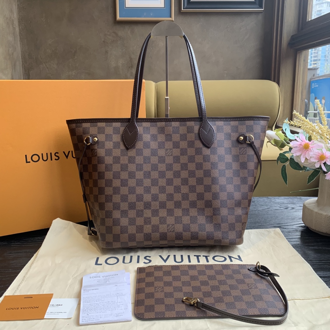 全新未使用 LouisVuitton/路易威登 棋盘格中号购物袋SP23237