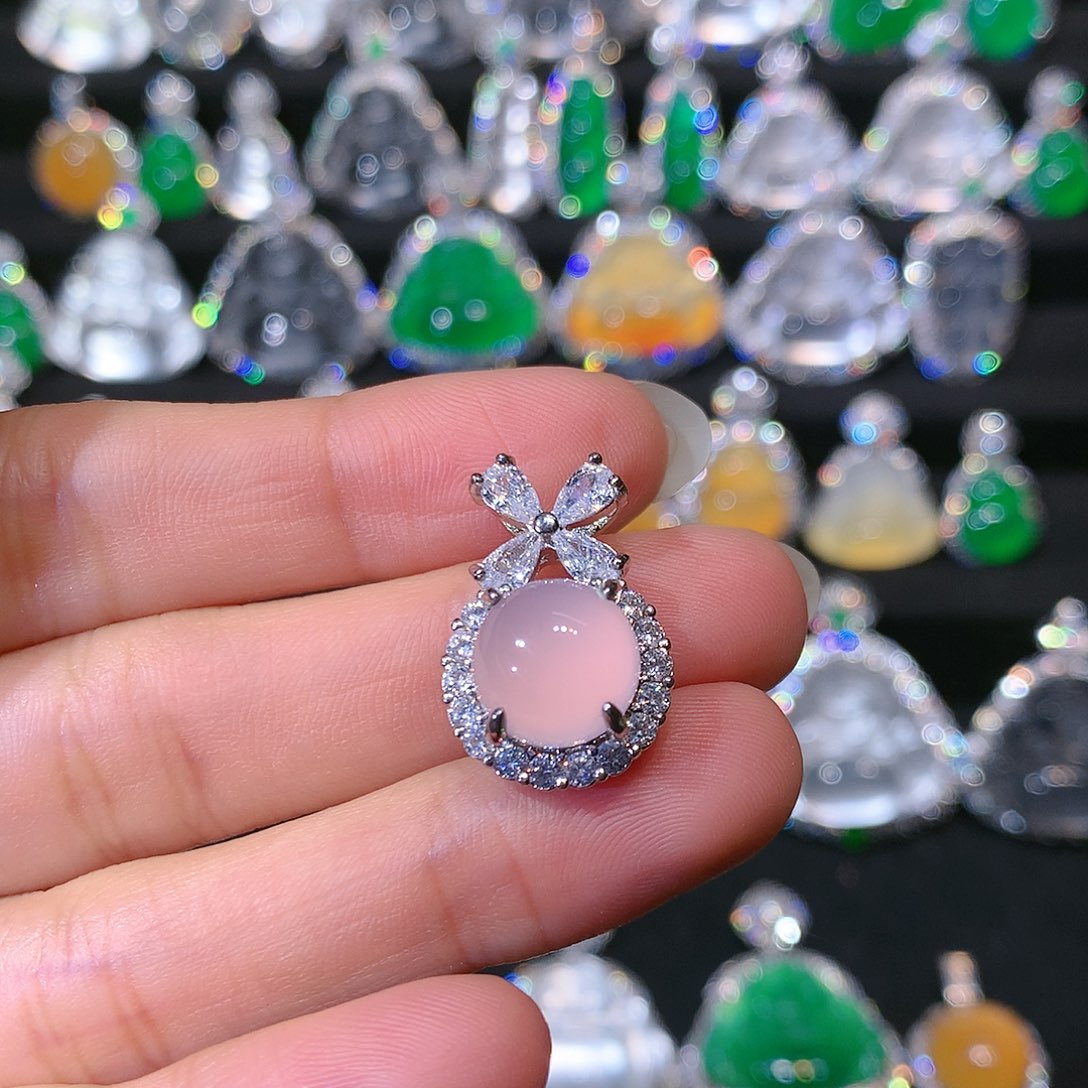玛瑙/玉髓颈饰合金