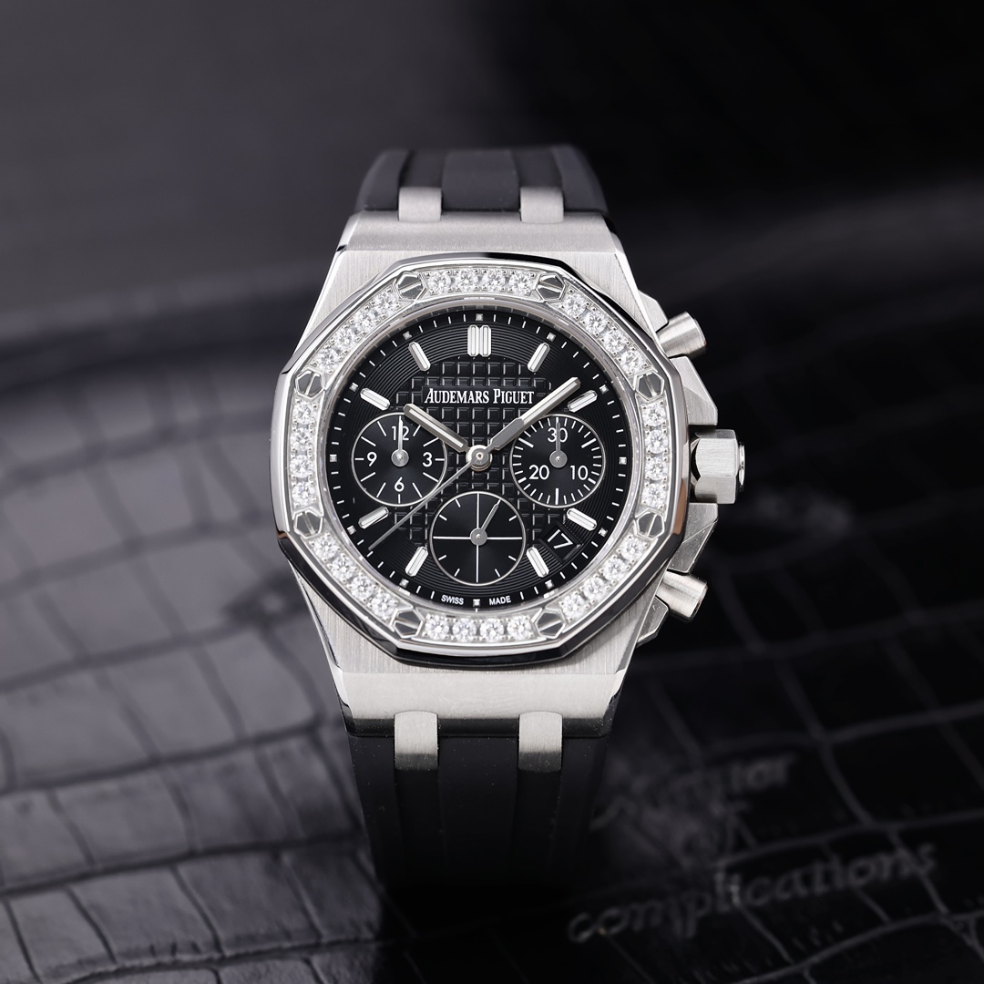 95新 Audemars Piguet/爱彼 26231ST黑色原钻 37mm 单表