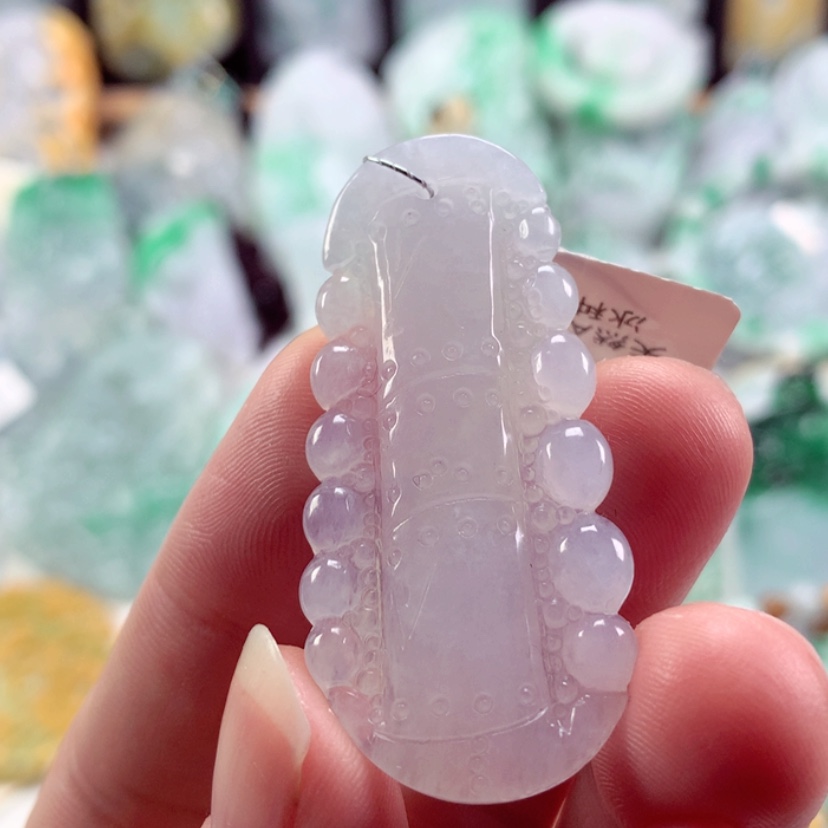 【闪购商品】翡翠吊坠(不含链)未镶嵌