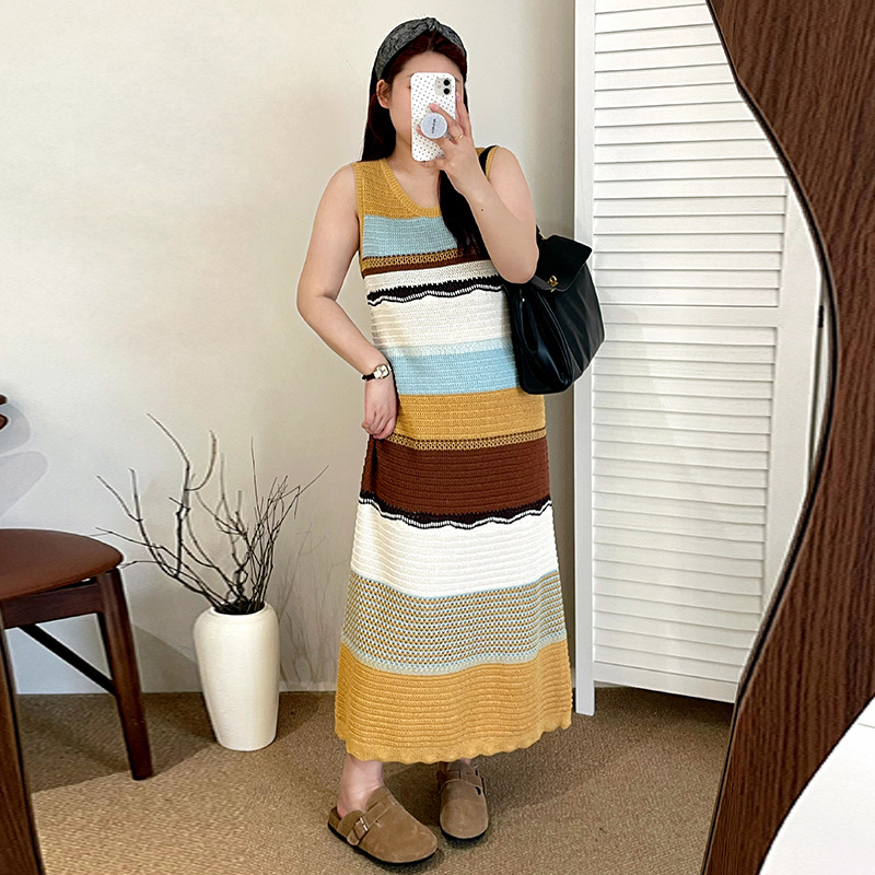 【涵胖胖】清*领彩色连衣裙女无袖背心裙2025秋胖mm宽松针织裙23228