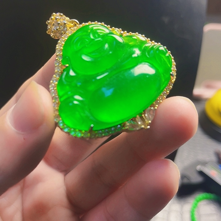 翡翠14K金镶嵌颈饰