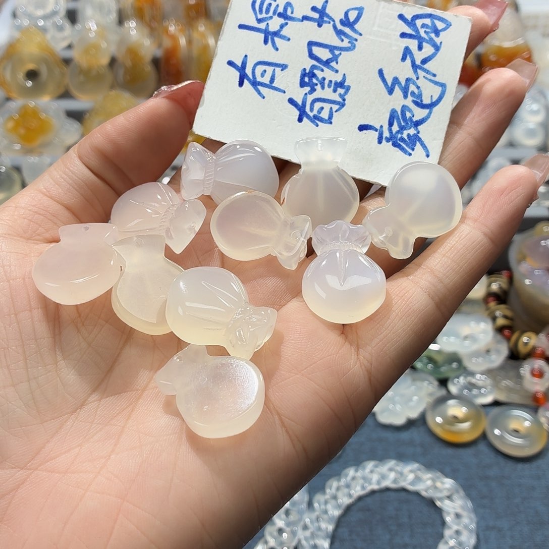 玛瑙/玉髓未镶嵌吊坠(不含链)