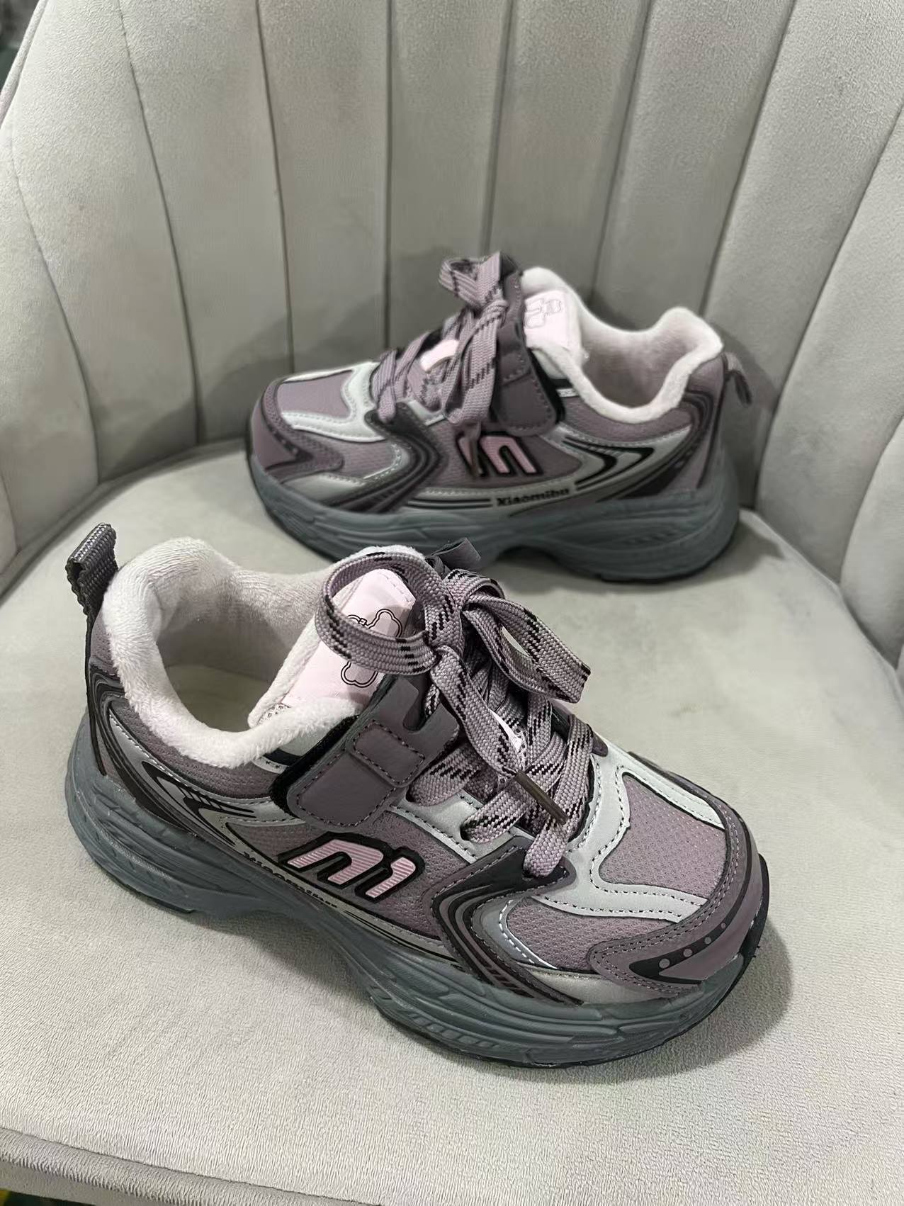 小MM步运动休闲鞋断码