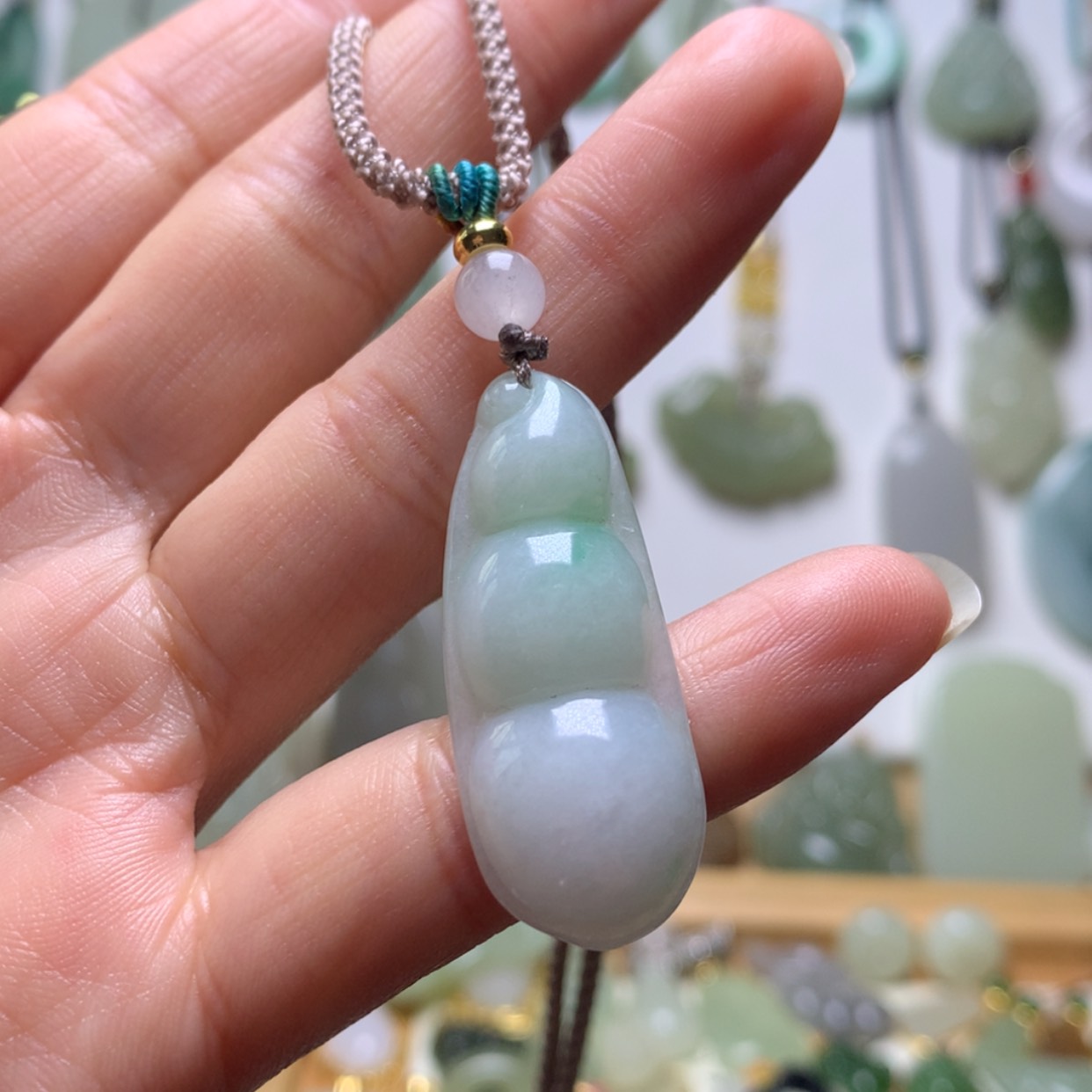 【闪购商品】翡翠未镶嵌颈饰坠