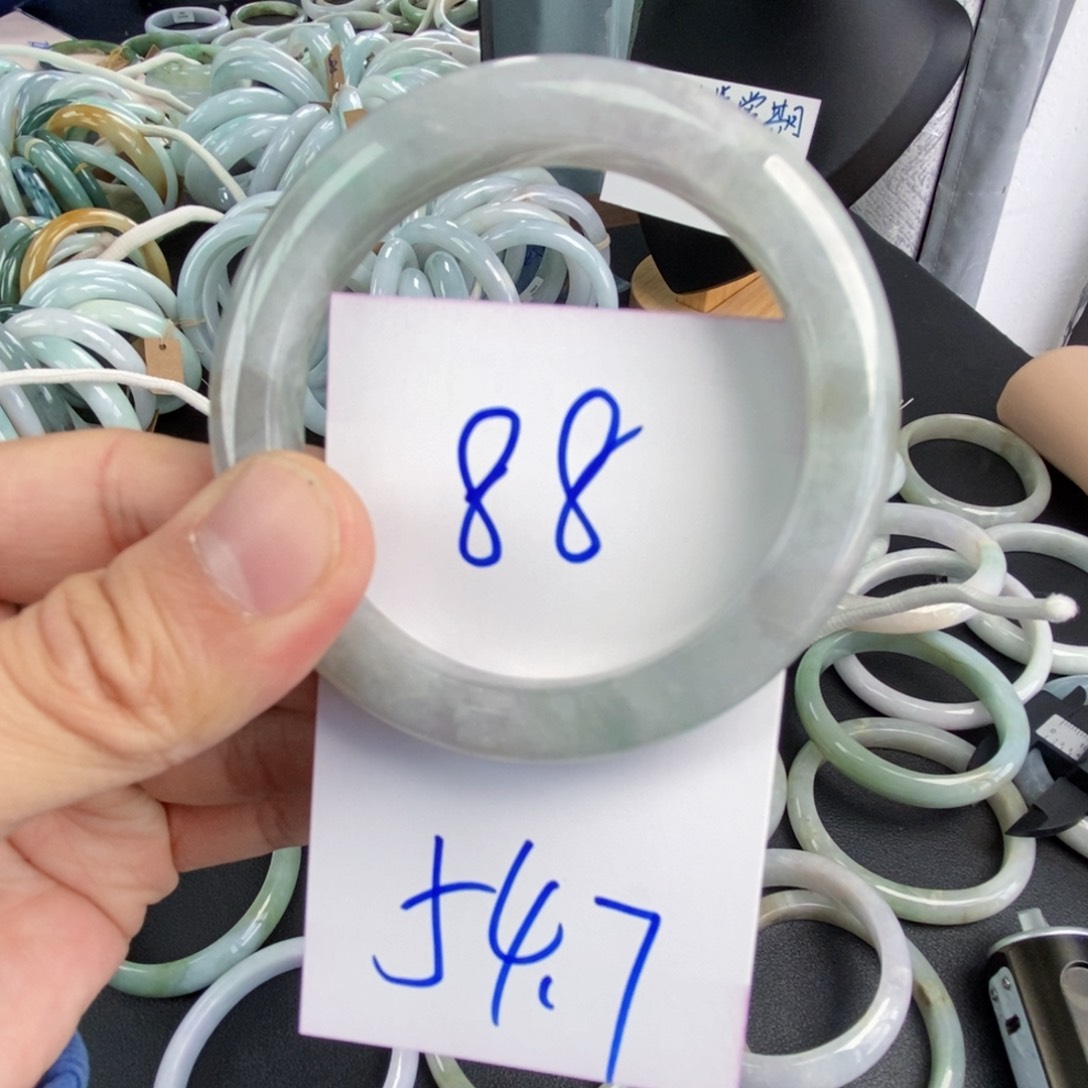 未镶嵌手镯翡翠翡翠手镯