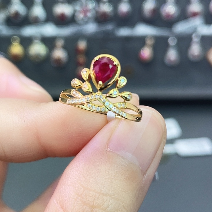 戒指红宝石18K金镶嵌0.50克拉