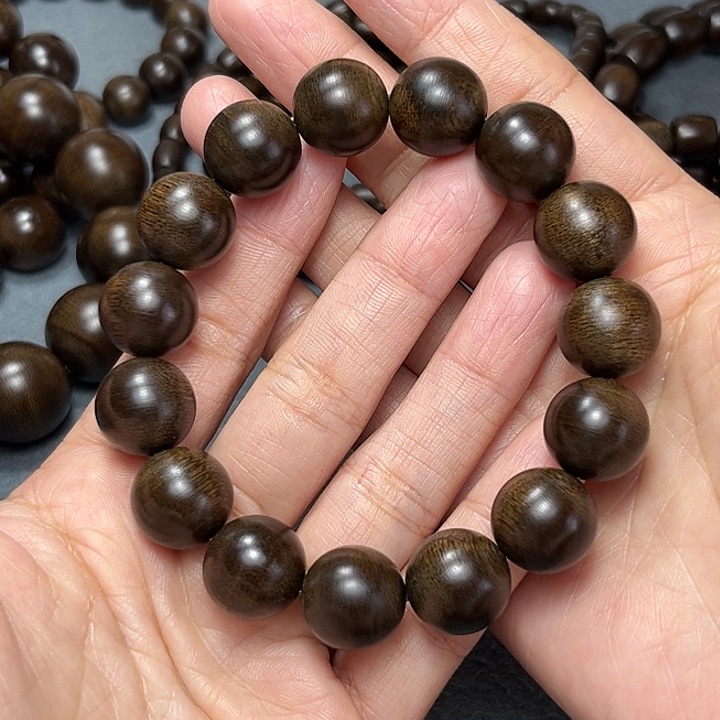 沉香手串刚*1白棋玉化