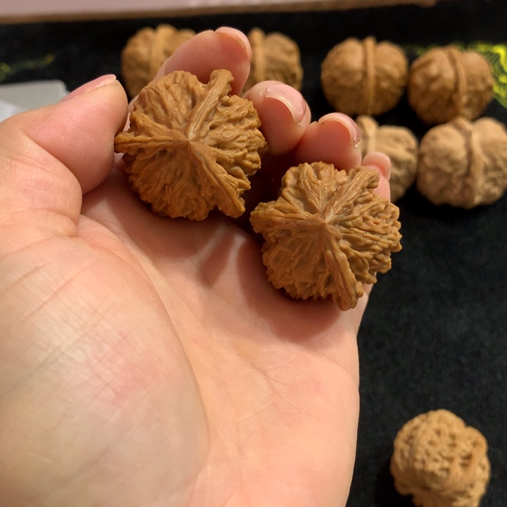 猴头核桃吊坠盘山450