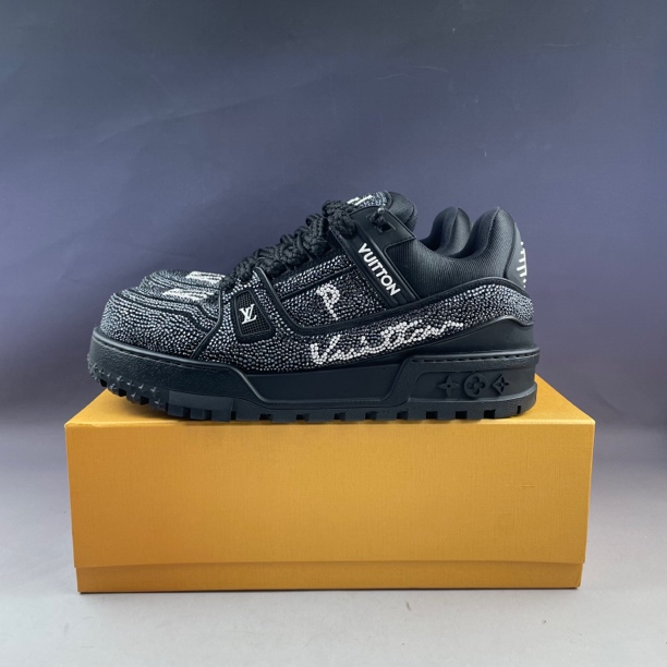 99新 LouisVuitton/路易威登 5963/水钻胖丁板鞋/10码/99新/原盒