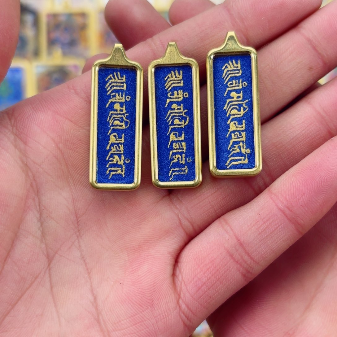 吊坠纯手绘唐卡金条经文