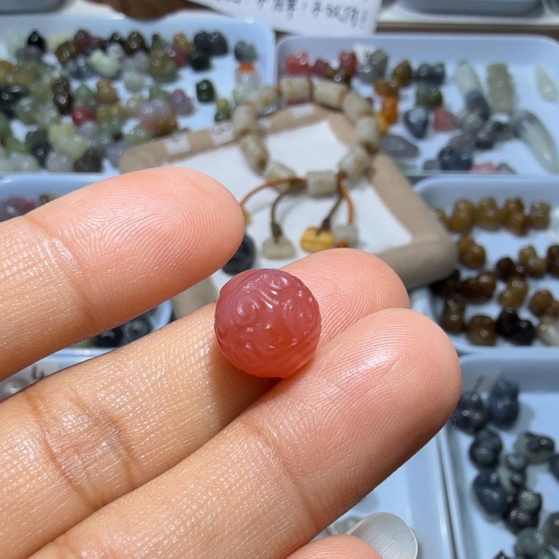 和田玉未镶嵌珠宝奇石