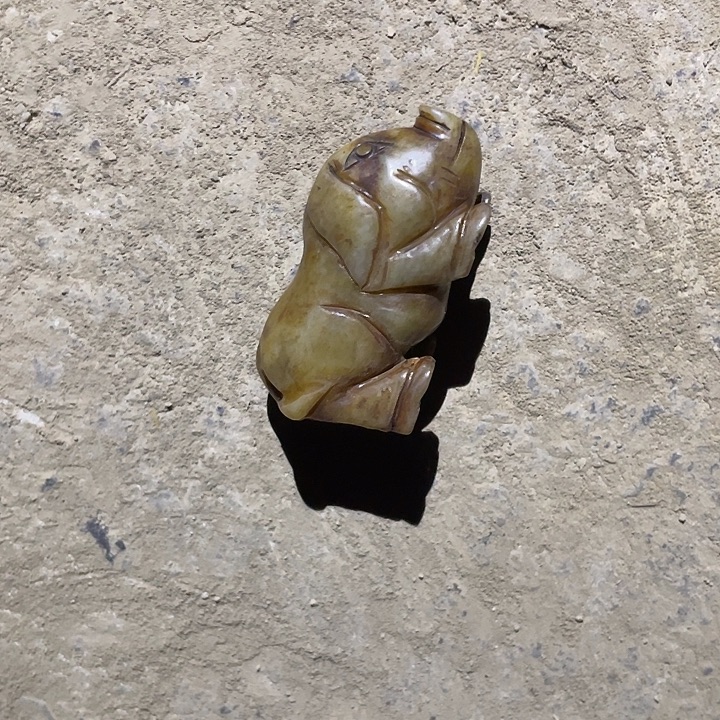 用***6和田玉（糖玉）未镶嵌颈饰