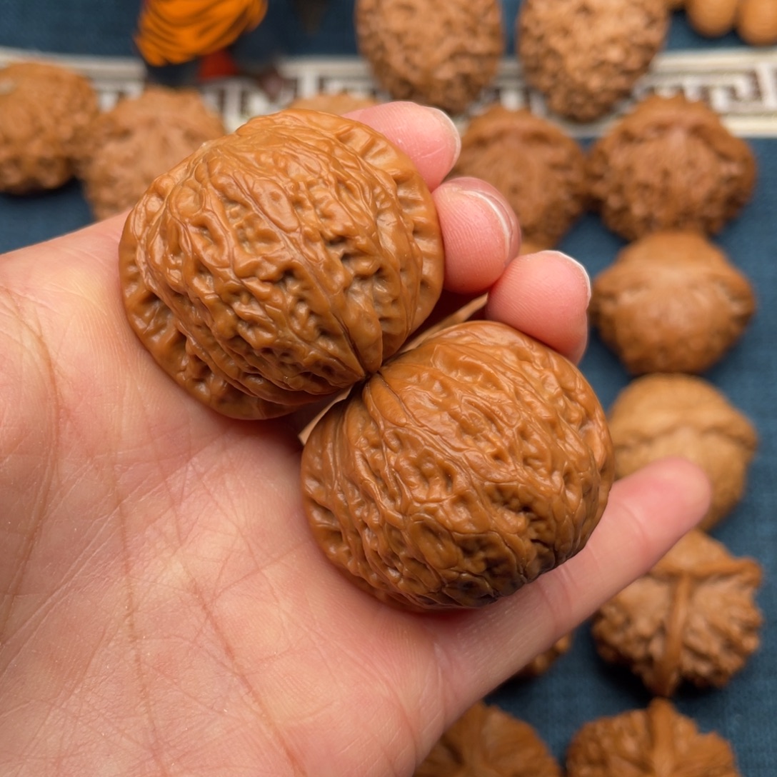 把件文玩核桃38全品毕业球铁锤