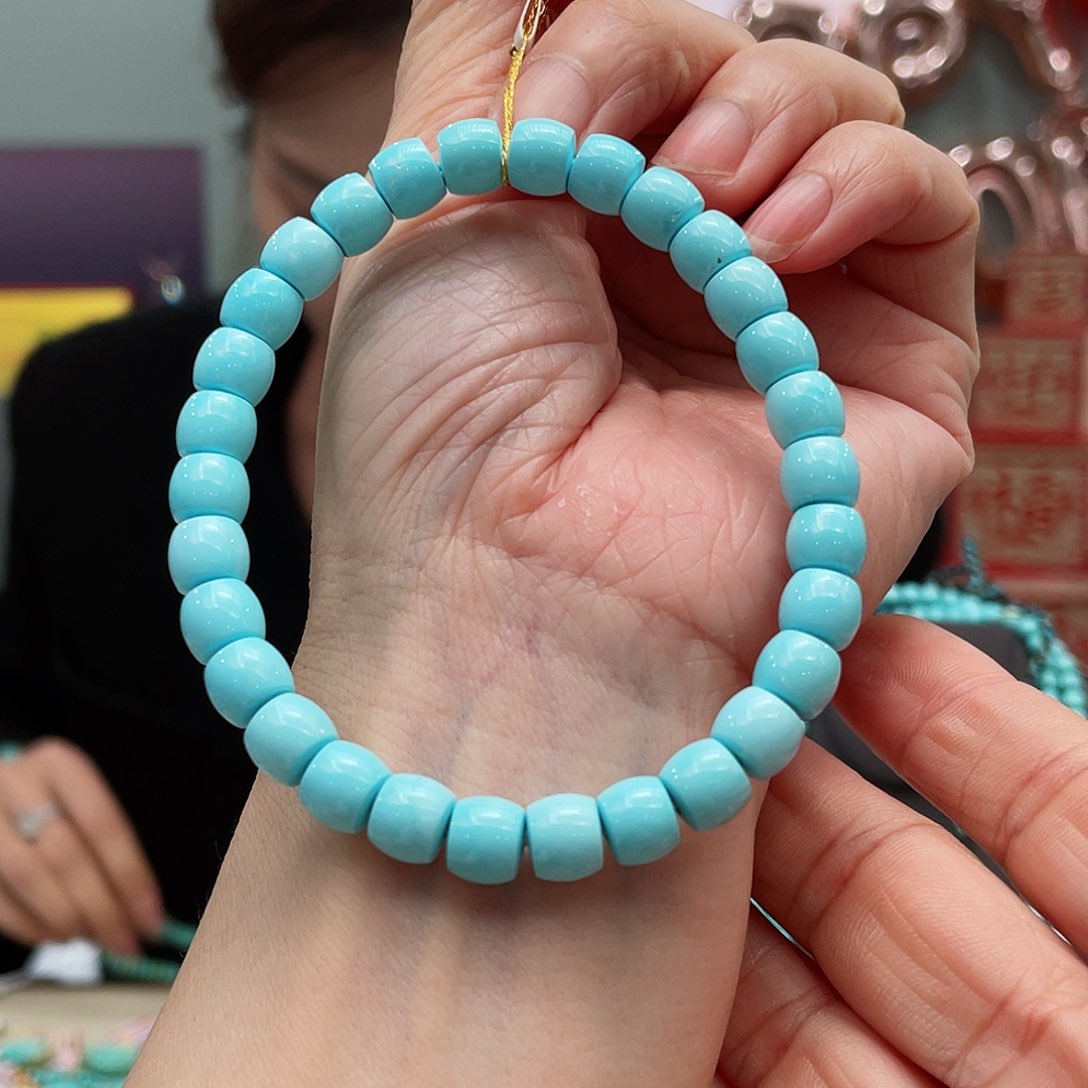 绿松石颈饰未镶嵌