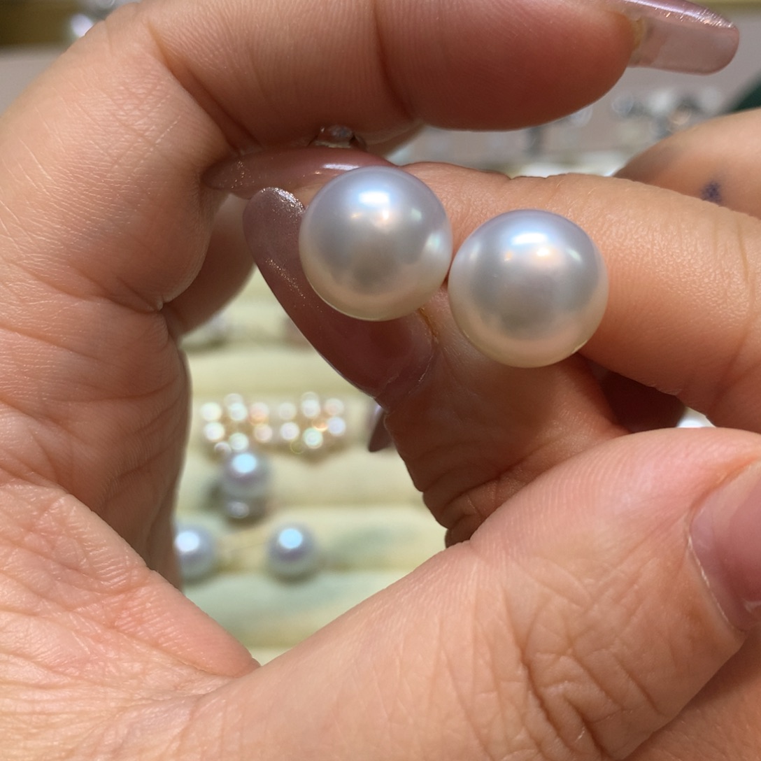 海水珍珠耳饰18K金镶嵌M****e