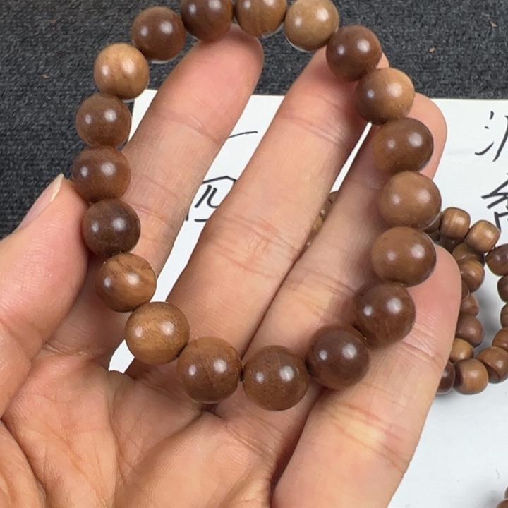 木檀香1.0供奉料…………………………瑕疵