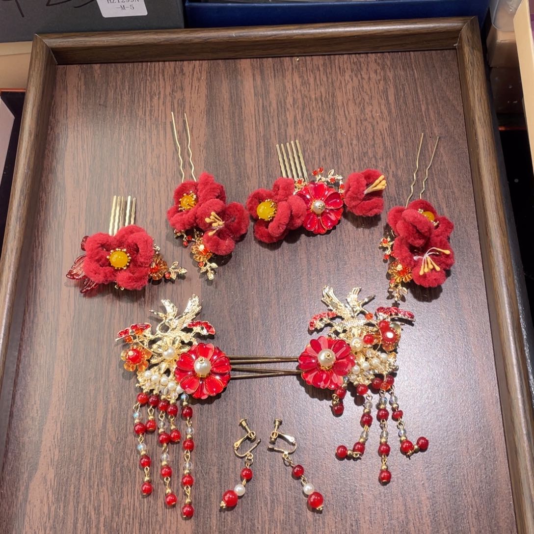 混合材质新娘头饰